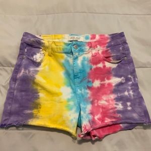Judy Blue Tie Dye L Denim shorts